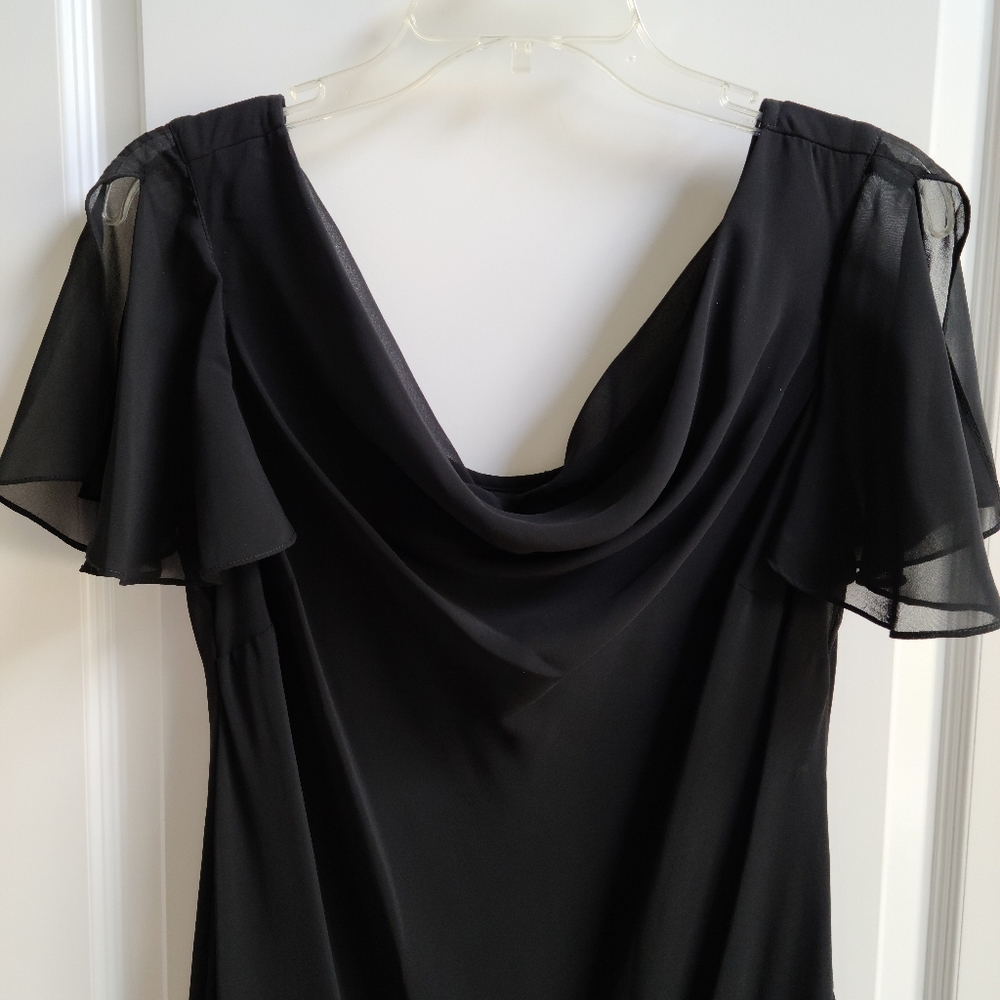 Eva Blue Black Fashionable Gown - Picture 3 of 5